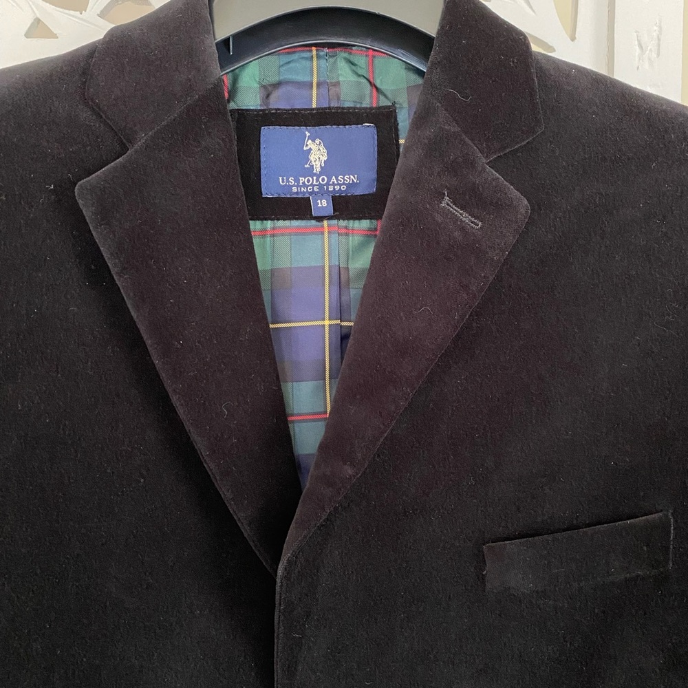 U.S. POLO ASSN. size 18 boy’s blazer with plaid lining.